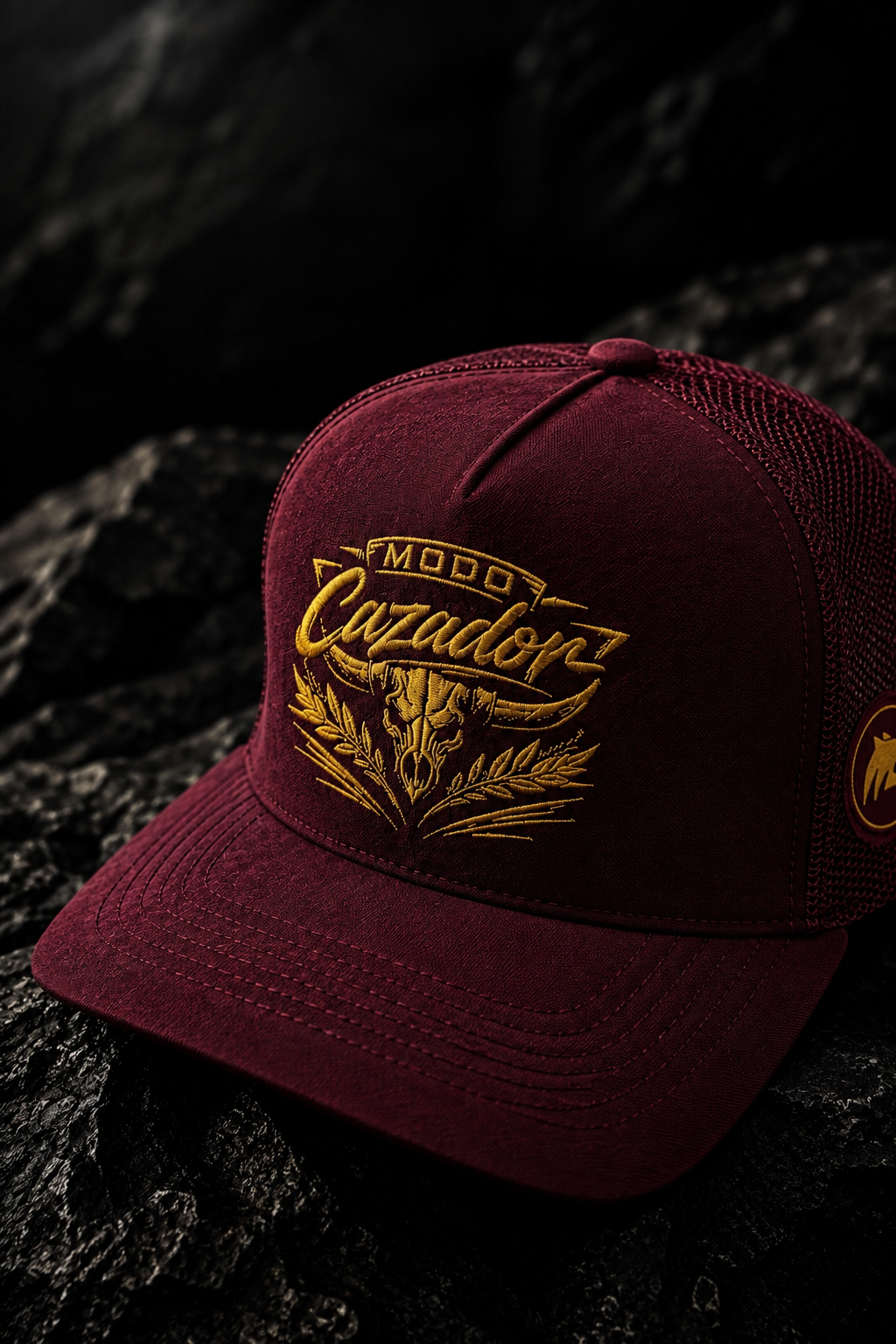 GORRA ¨CACERÍA¨ VINOTINTO
