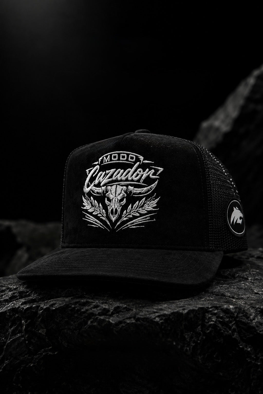 GORRA ¨CACERÍA¨ NEGRA