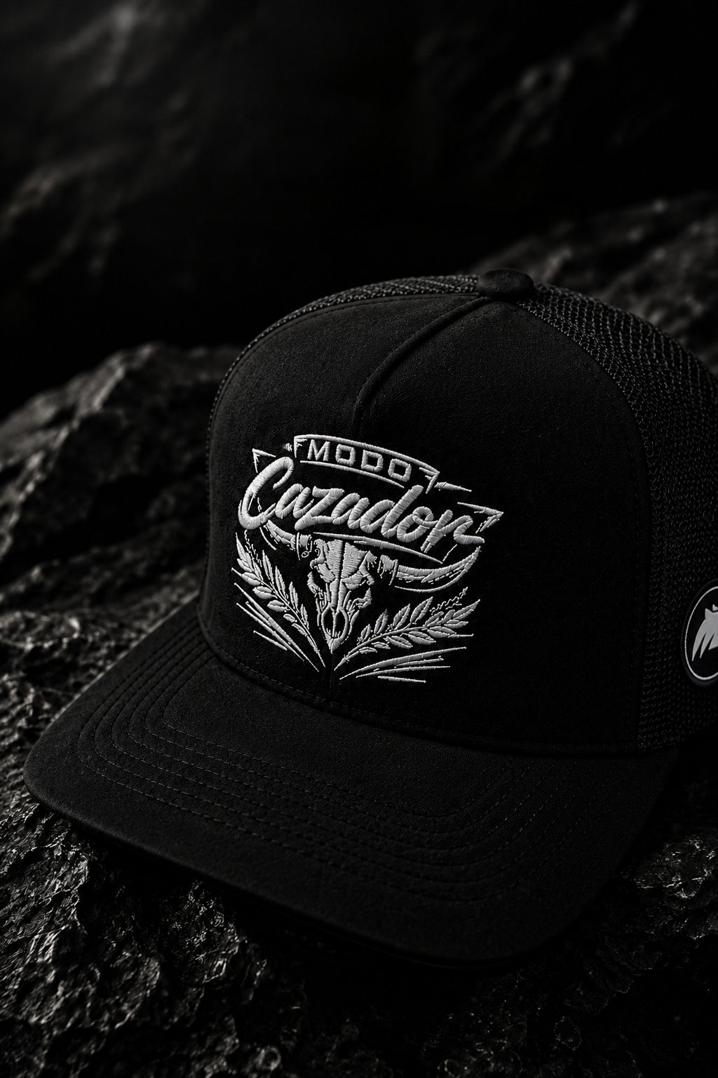 GORRA ¨CACERÍA¨ NEGRA