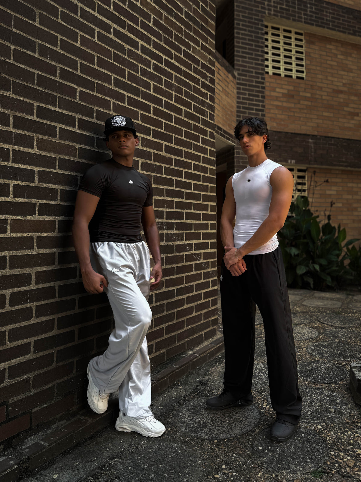 Jogger PERFORMANCE NEGRO