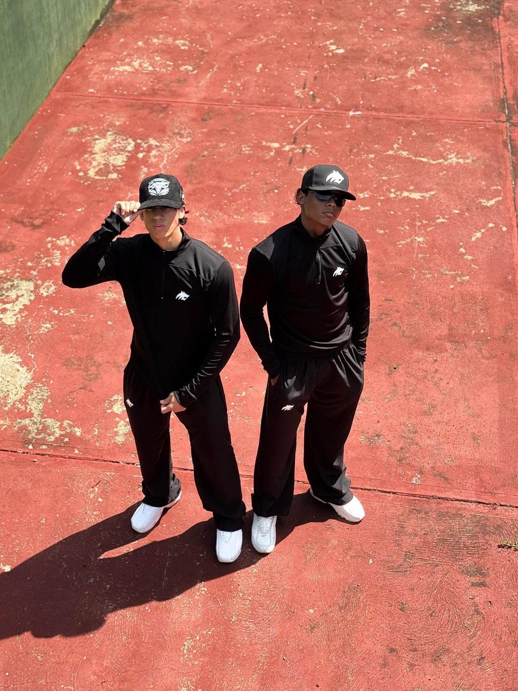 Sueter PERFORMANCE NEGRO